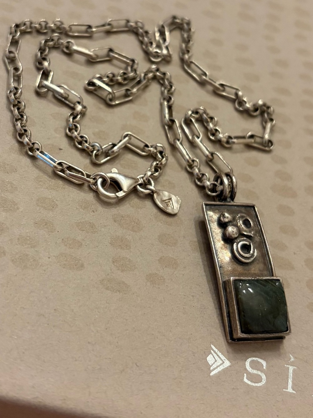 Vintage Silpada Sterling Silver and Labradorite Pendant “Timeless” Necklace - Picture 5 of 16